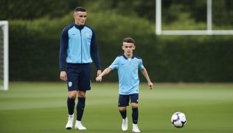 Englands Offensivstar Phil Foden kehrt nach der Geburt seines Babys ins Training zurück