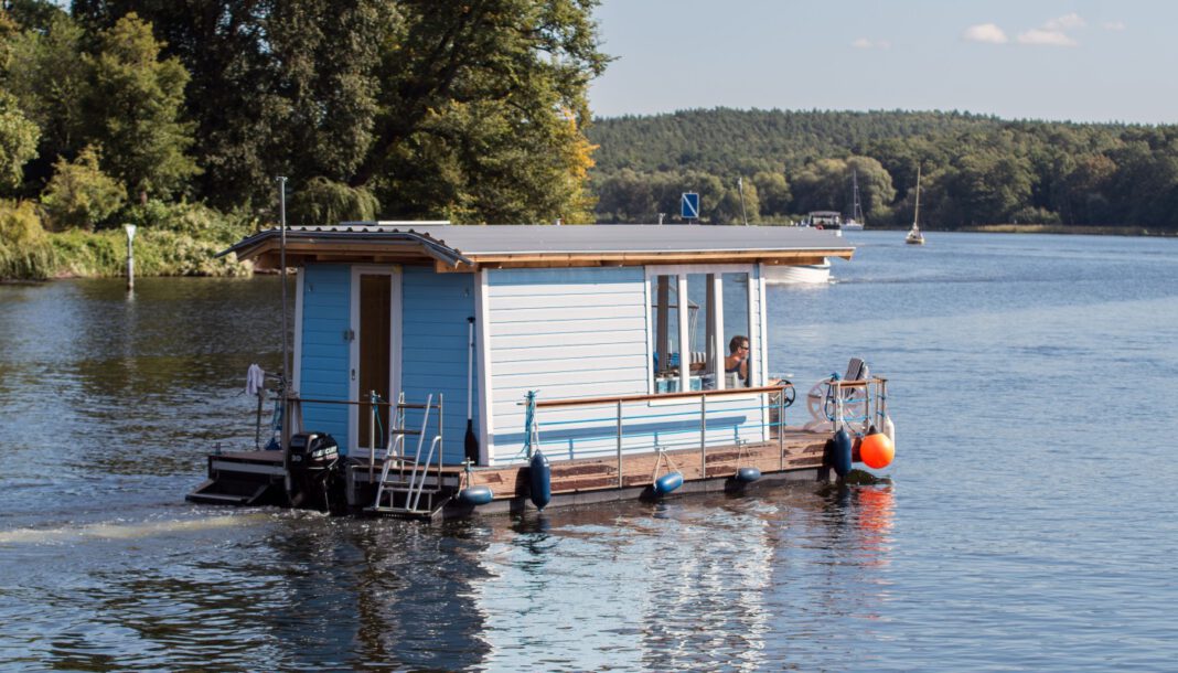 Musik auf Booten: Havelkarawane eröffnet den ersten Havelsommer in Brandenburg an der Havel